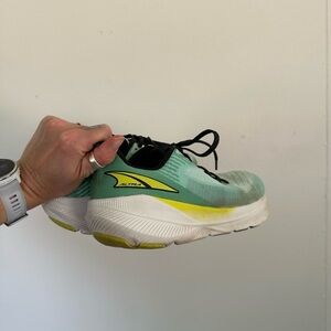 Altra Women's Running Shoes